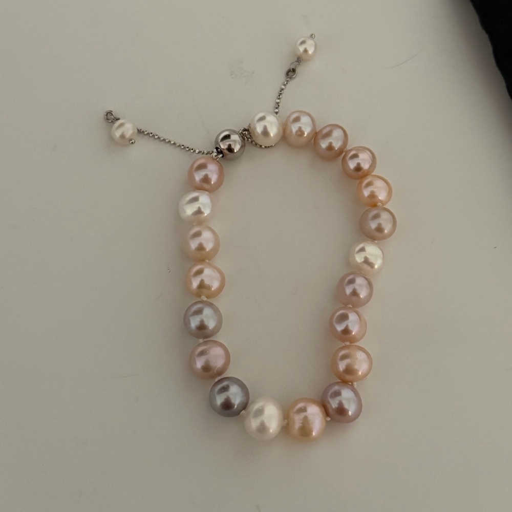 Pearl Bracelet